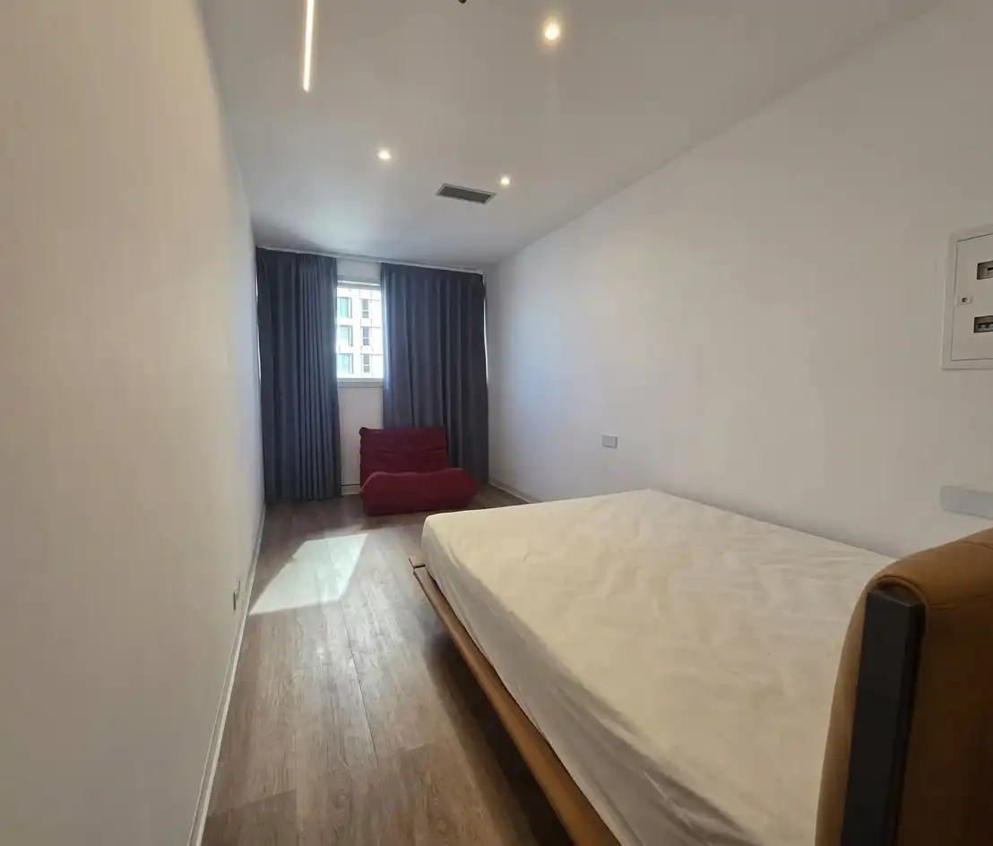 Schlafzimmer von Dachboden zur Miete in L'Hospitalet de Llobregat mit Klimaanlage, Heizung und Terrasse
