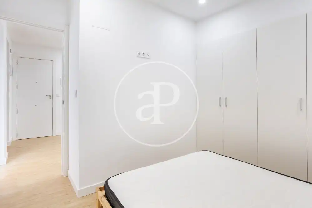 Schlafzimmer von Wohnung zur Miete in Valencia mit Klimaanlage, Heizung und Terrasse