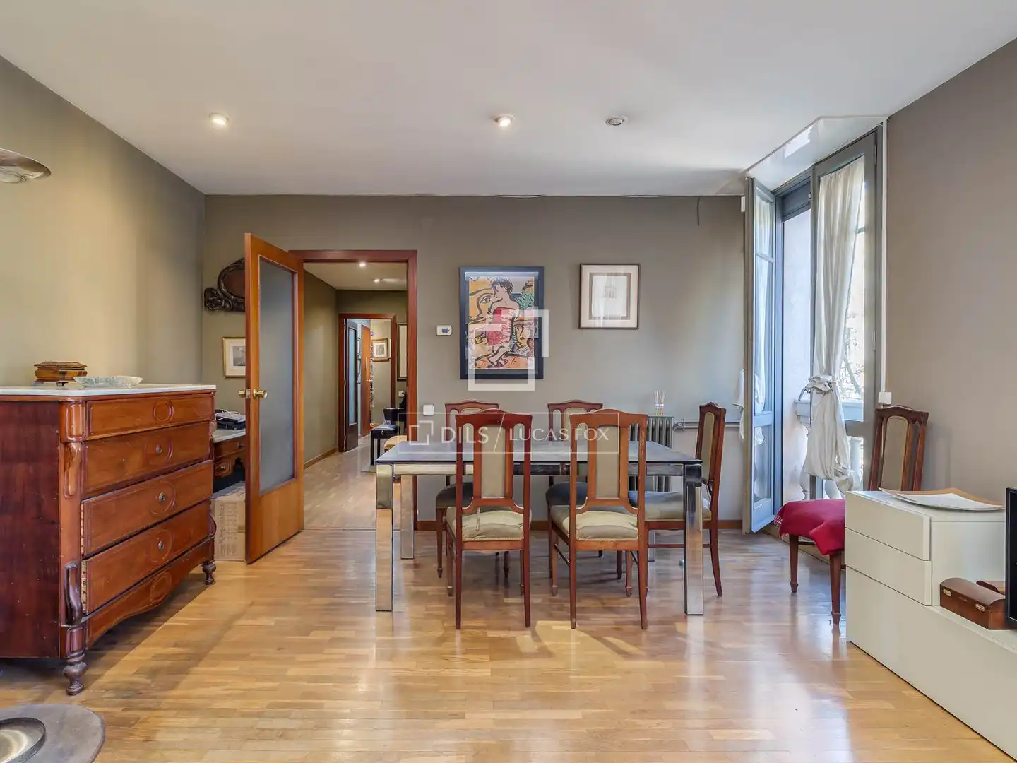 Comedor de Piso en venta en Barcelona con Calefacción, Parquet y Trastero