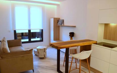 Living room of Study to rent in Pozuelo de Alarcón  with Air Conditioner, Heating and Furnished