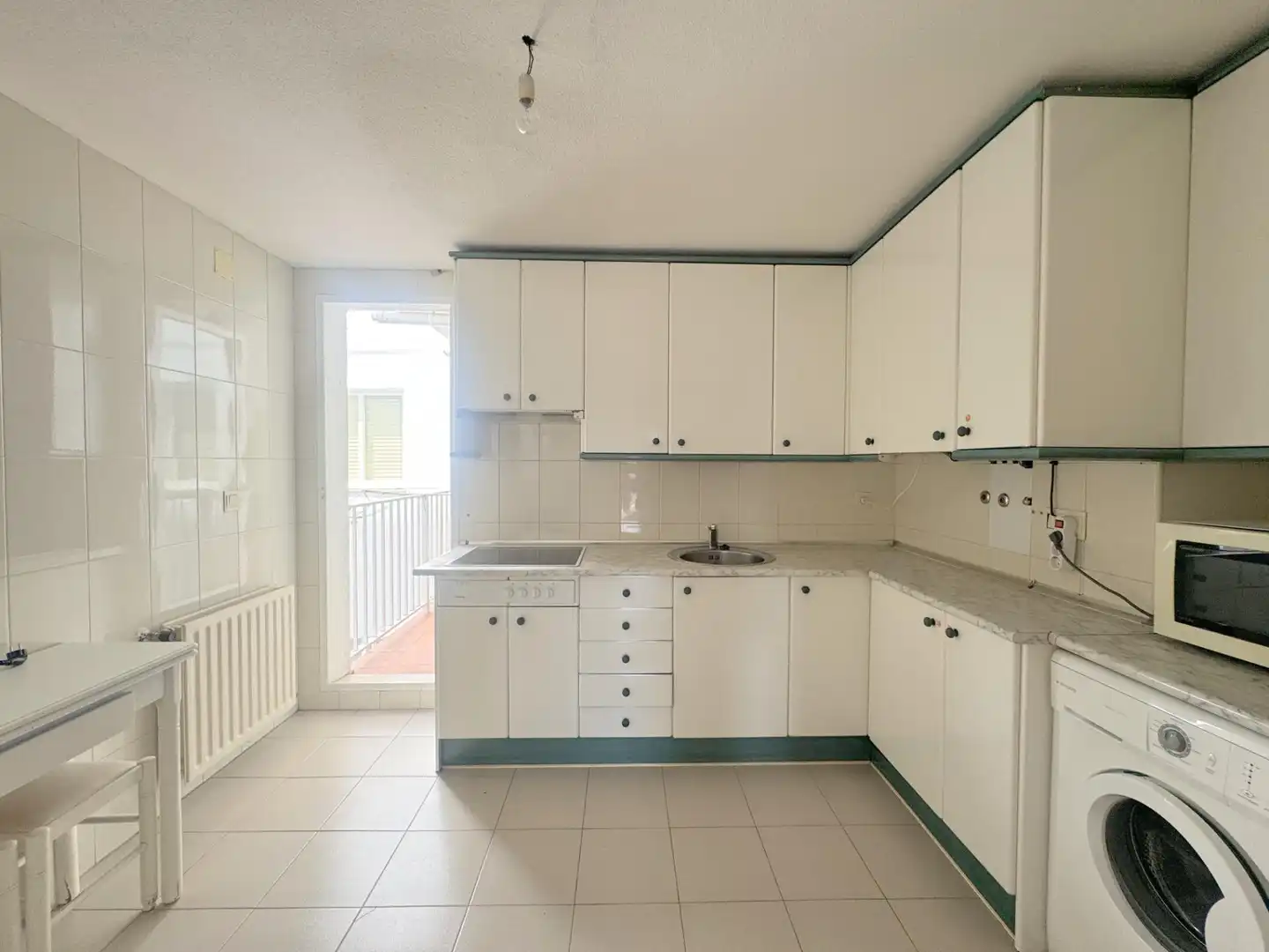 Kitchen of Flat for sale in Ávila  with Heating and Storage room
