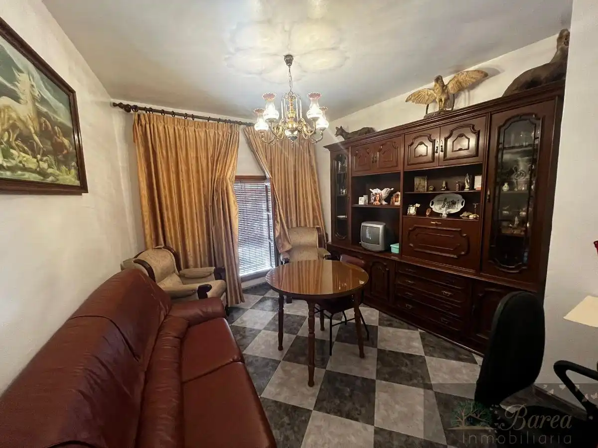 Casa con terraza en venta en Rute, imagen 2