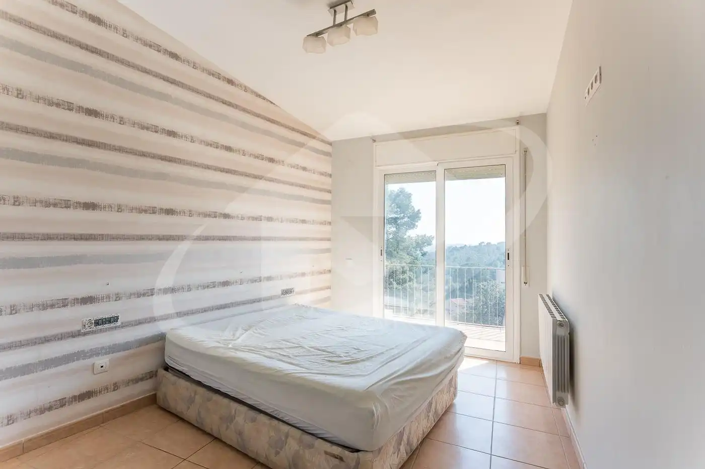 Dormitori de Casa o xalet en venda en Castellar del Vallès amb Aire condicionat, Calefacció i Terrassa