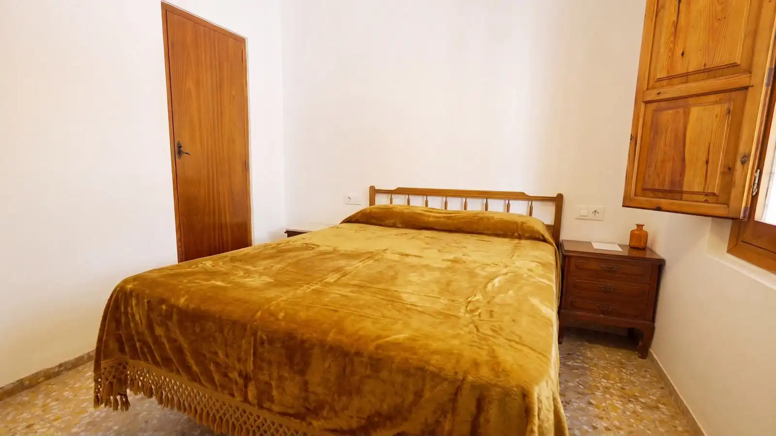 Bedroom of Houses for sale in Oliva  with Terrace and Furnished
