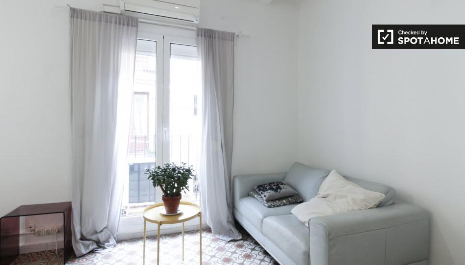 Photo 1 of Flat to rent in El Raval, Barcelona