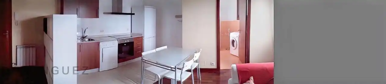 Habitación de Apartamento en venta en Vigo  con Calefacción y Trastero