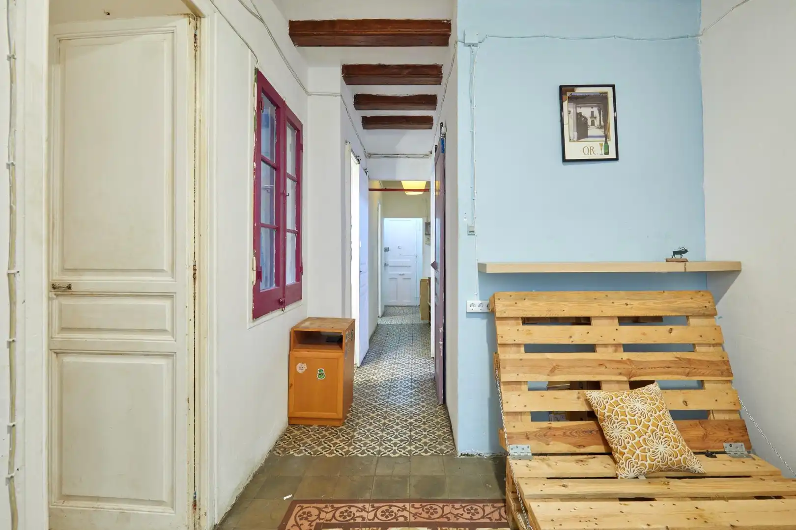 Wohnung zum Verkauf in Barcelona mit Abstellraum und Balkon
