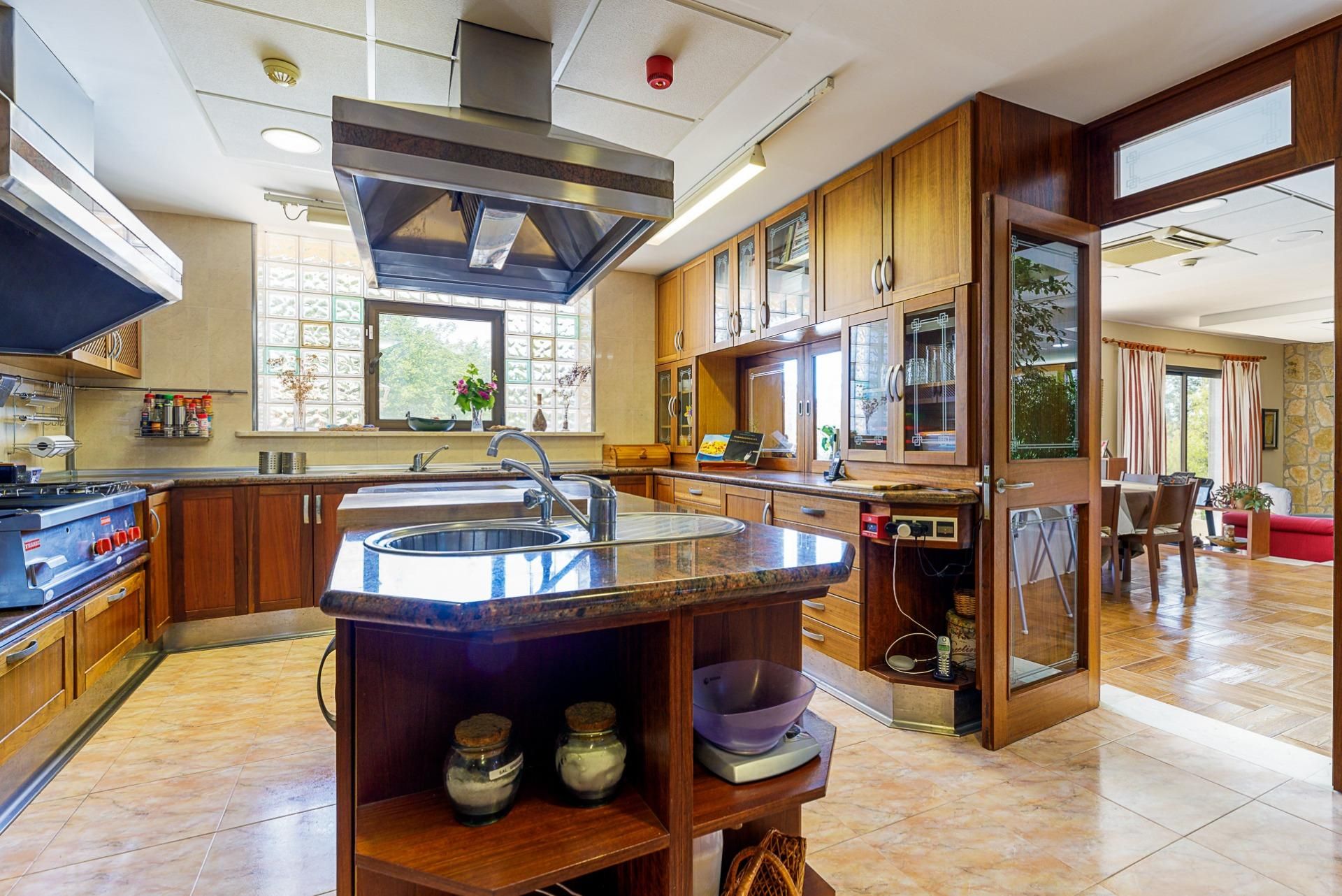 Kitchen of House or chalet for sale in Marratxí  with Air Conditioner, Heating and Private garden