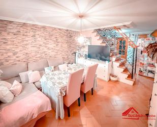 Sala d'estar de Casa o xalet en venda en  Córdoba Capital amb Traster