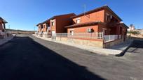 Exterior view of Single-family semi-detached for sale in Las Ventas Con Peña Aguilera  with Air Conditioner and Terrace