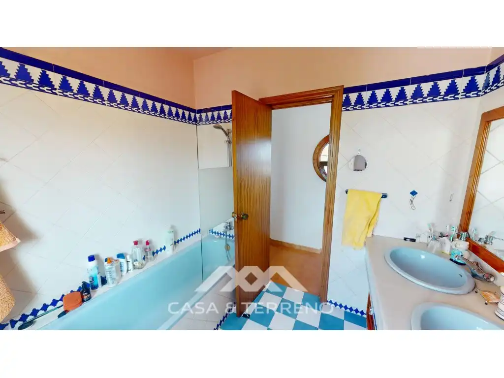 Detached house with terrace for sale in Calle Almadrabas (El Cañuelo), imagen 25