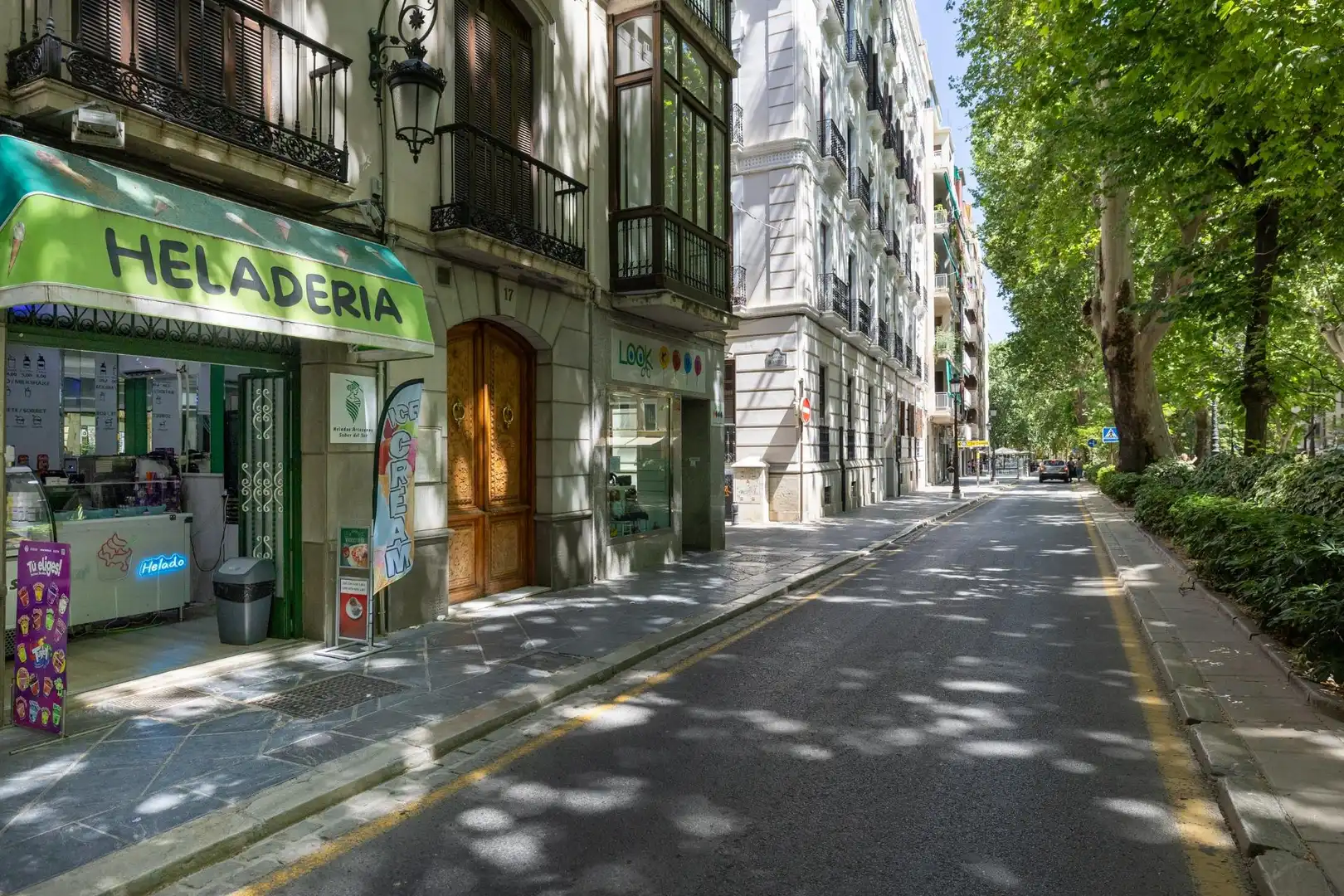 Business premises for transfer in Calle CARRERA DE LA VIRGEN 17, imagen 4