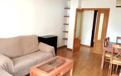 Living room of Flat for sale in El Tiemblo   with Terrace and Balcony