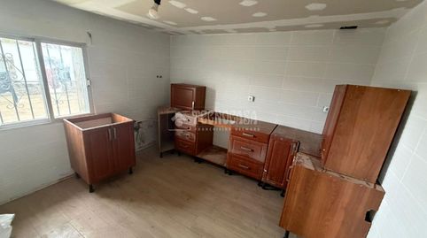 Foto 4 de Casa adosada en venda a Dehesilla de Calamón - Campomanes, Badajoz Capital