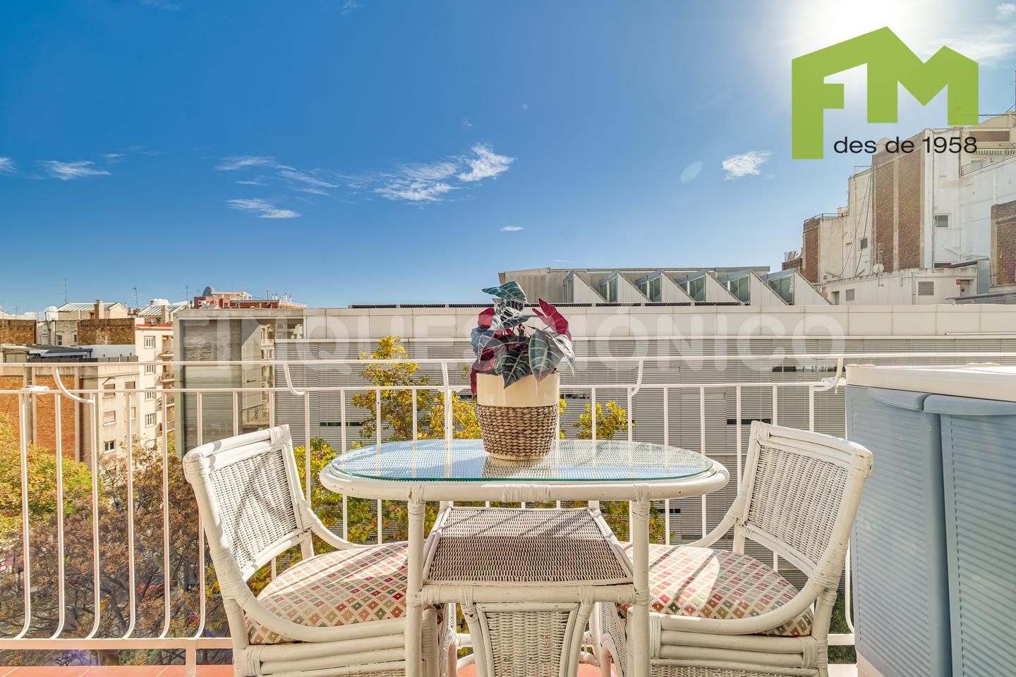 Terrassa de Pis en venda en  Barcelona Capital amb Aire condicionat, Terrassa i Moblat