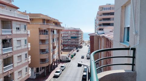 Foto 2 de Apartament en venda a Avenida Virgen del Carmen, Los Europeos, Torrevieja