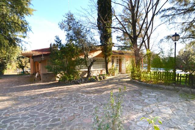 Casa-chalet en Venta en Raya del Palancar - Guadamonte