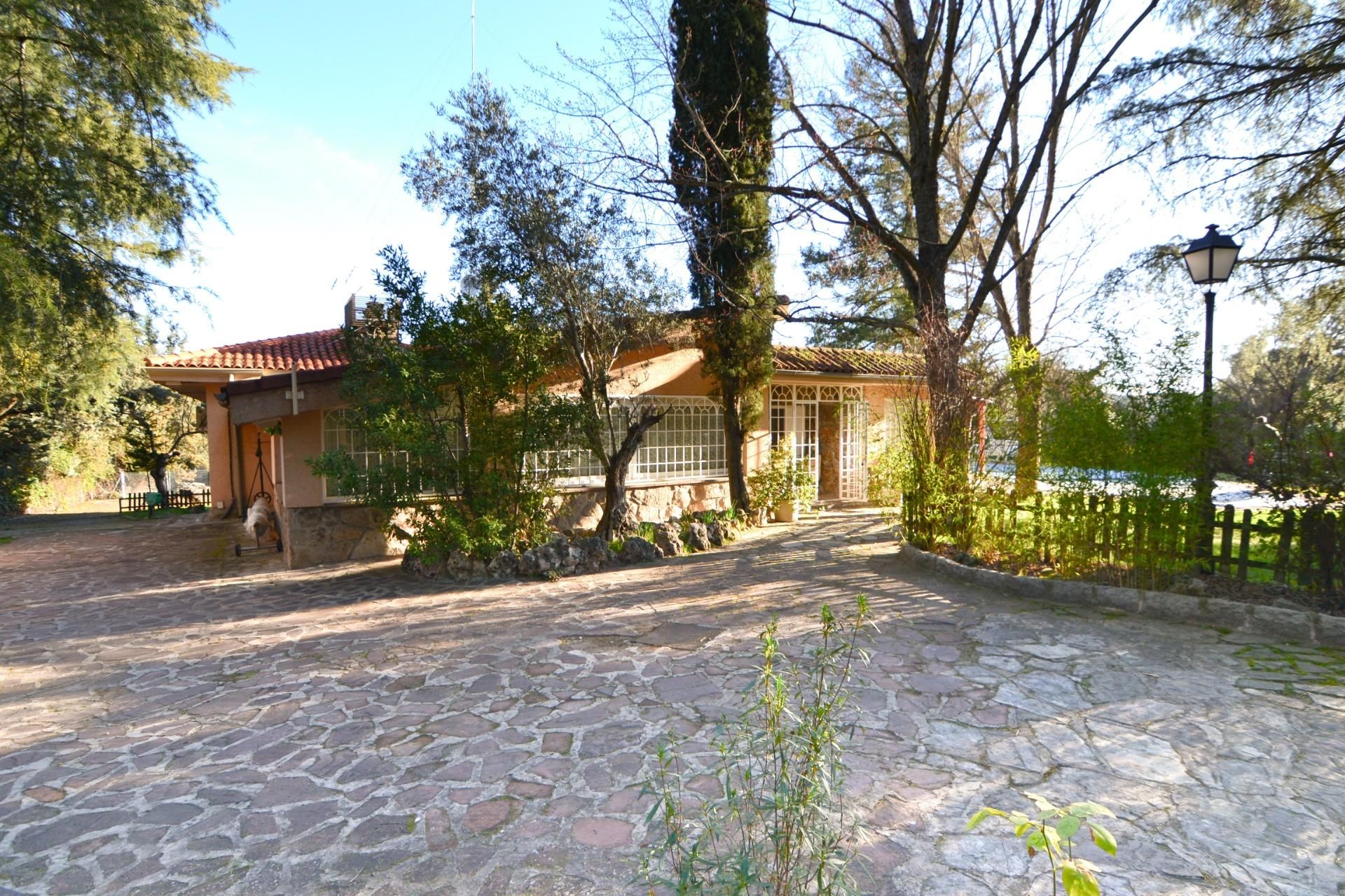 Jardín de Casa o chalet en venta en Villanueva de la Cañada con Aire acondicionado, Jardín privado y Terraza