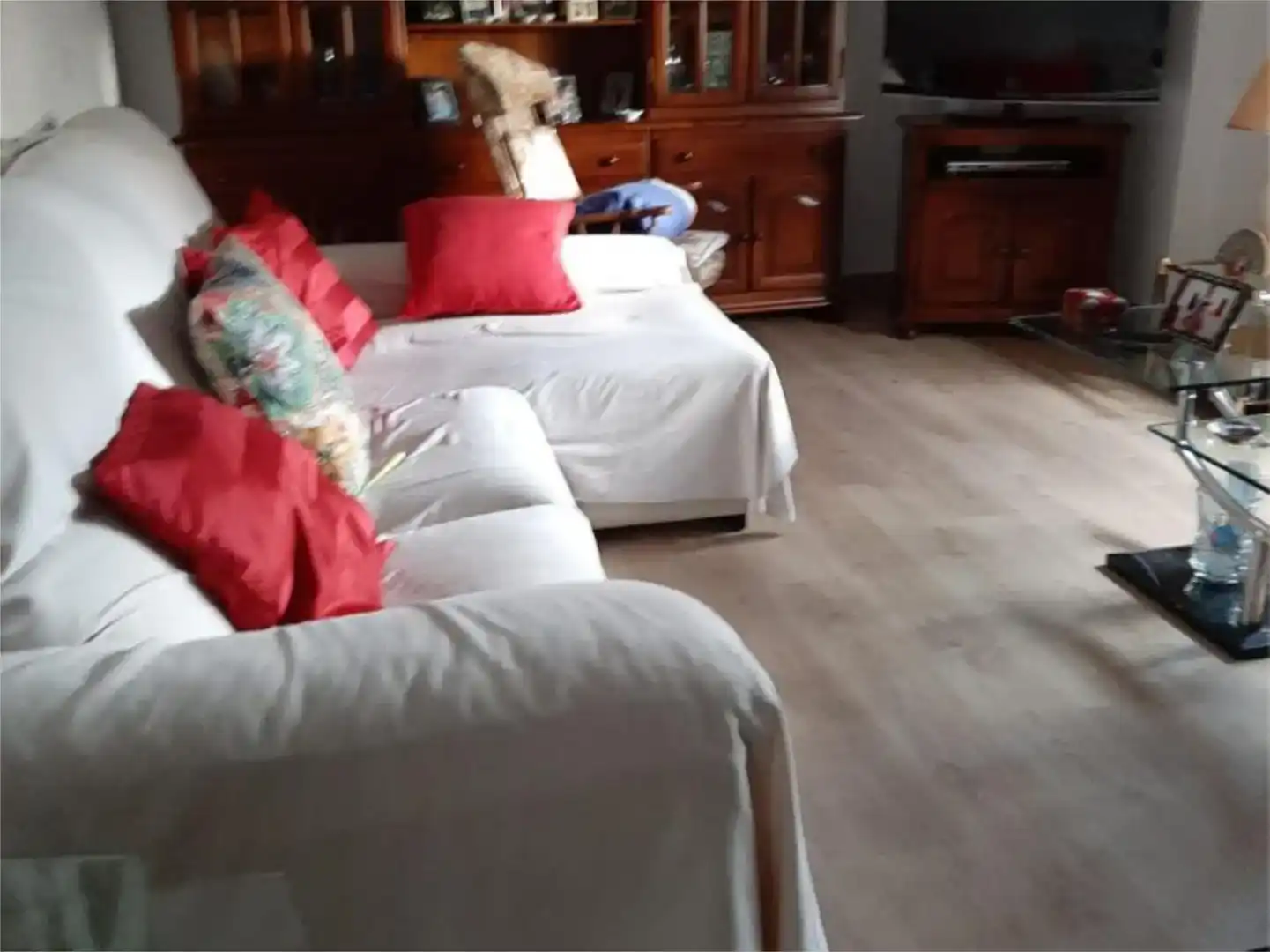 Sala d'estar de Casa o xalet en venda en Ponferrada amb Jardí privat, Parquet i Traster