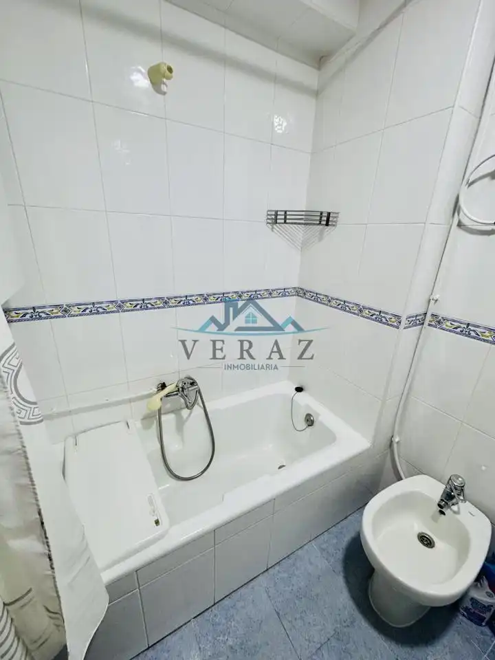 Baño de Piso en venta en Talavera de la Reina con Aire acondicionado, Calefacción y Terraza