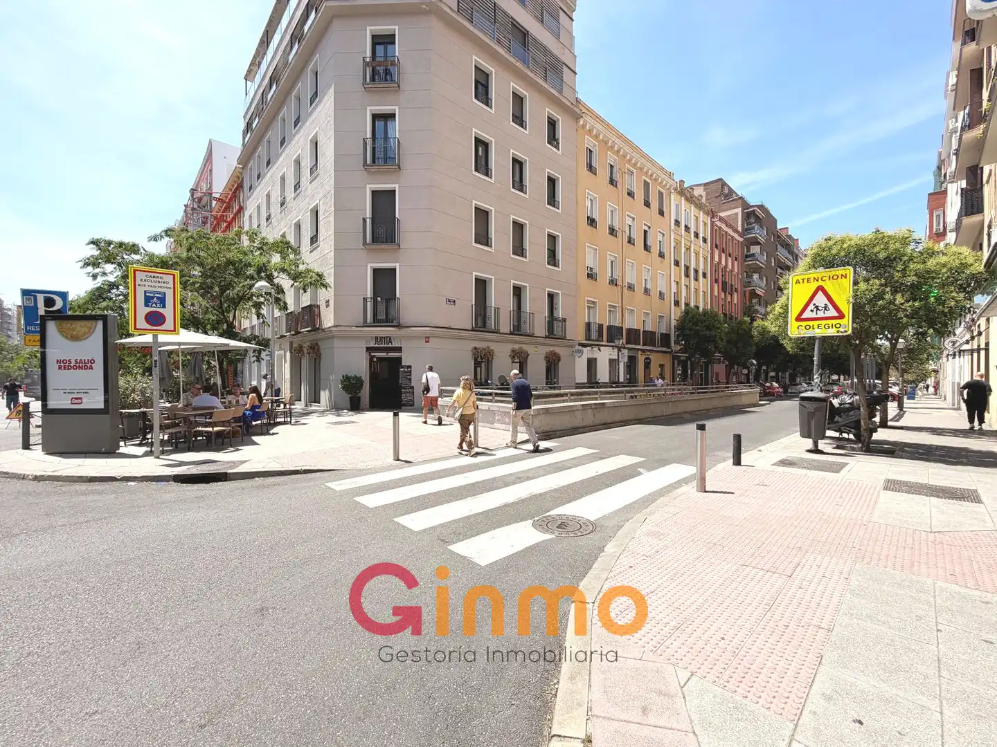 Exterior view of Garage for sale in Madrid