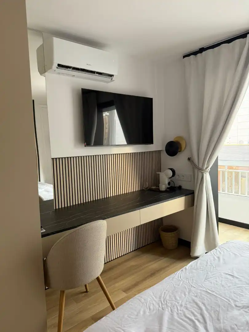 Sala d'estar de Edifici en venda en Alicante / Alacant amb Alarma