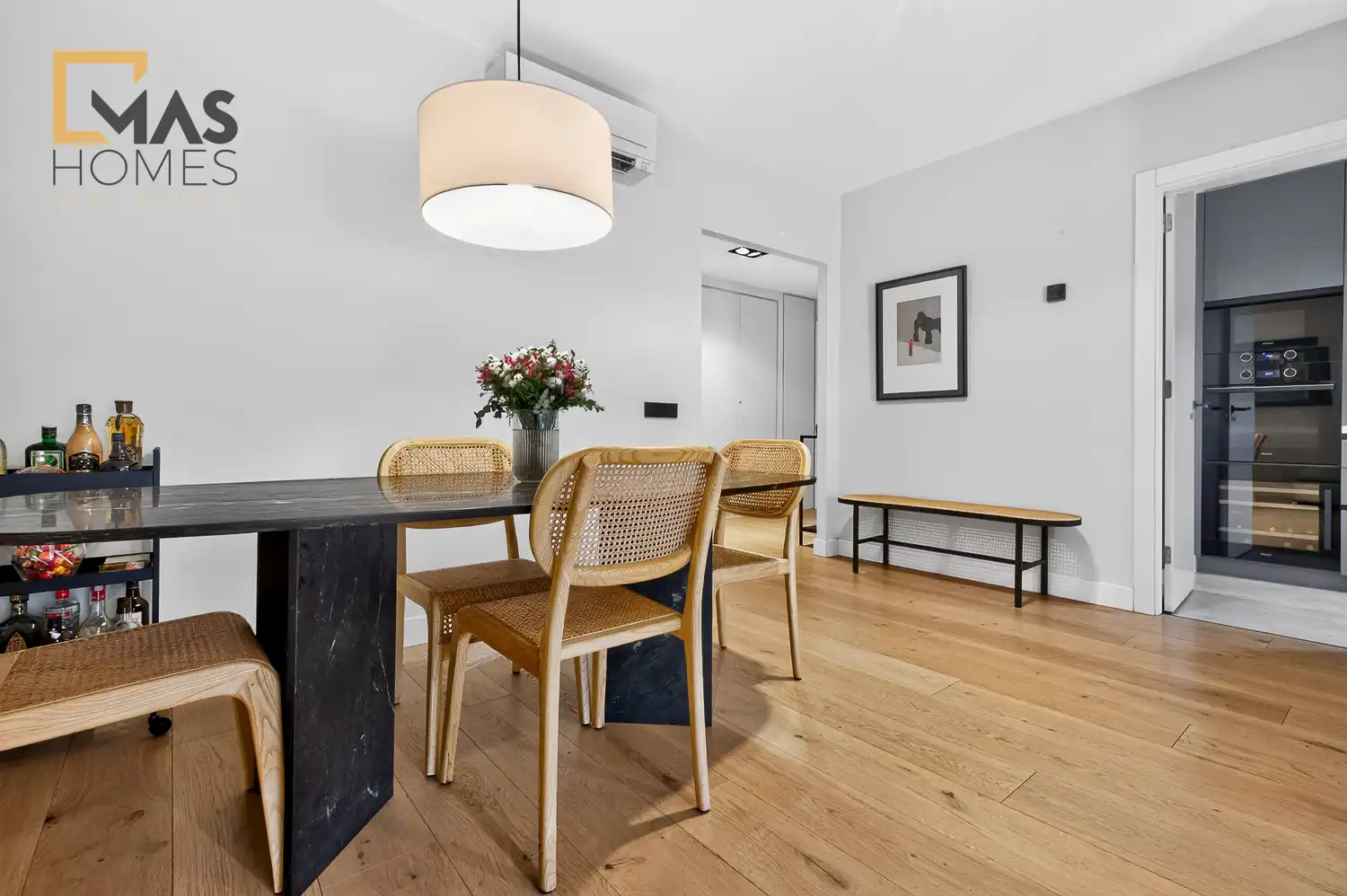 Comedor de Piso en venta en Sant Cugat del Vallès con Aire acondicionado, Calefacción y Jardín privado