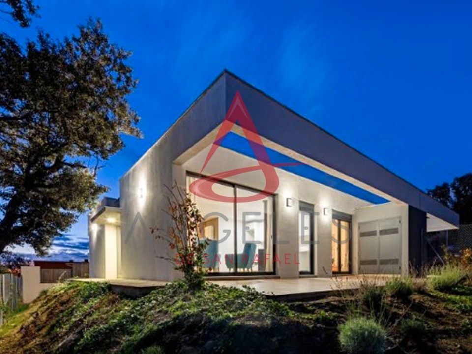 Exterior view of Single-family semi-detached for sale in Vegas de Matute  with Heating, Private garden and Oven