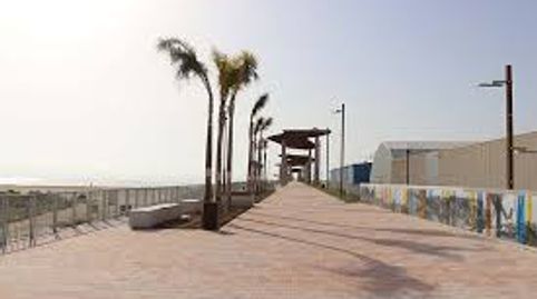 Foto 3 de Casa o chalet en venta en Nuevo Centro, Sagunto / Sagunt