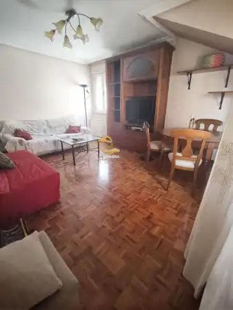 Piso con terraza en alquiler en LUIS VIVES, imagen 4