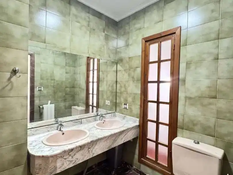 Flat with lift for sale in Baza, imagen 2
