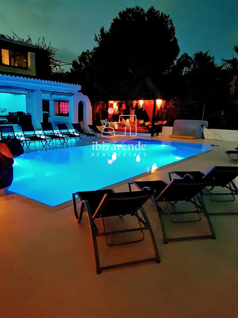 Exterior view of Houses for sale in Santa Eulària des Riu  with Air Conditioner, Private garden and Terrace