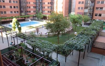 Swimming pool of Flat for sale in  Madrid Capital  with Swimming Pool