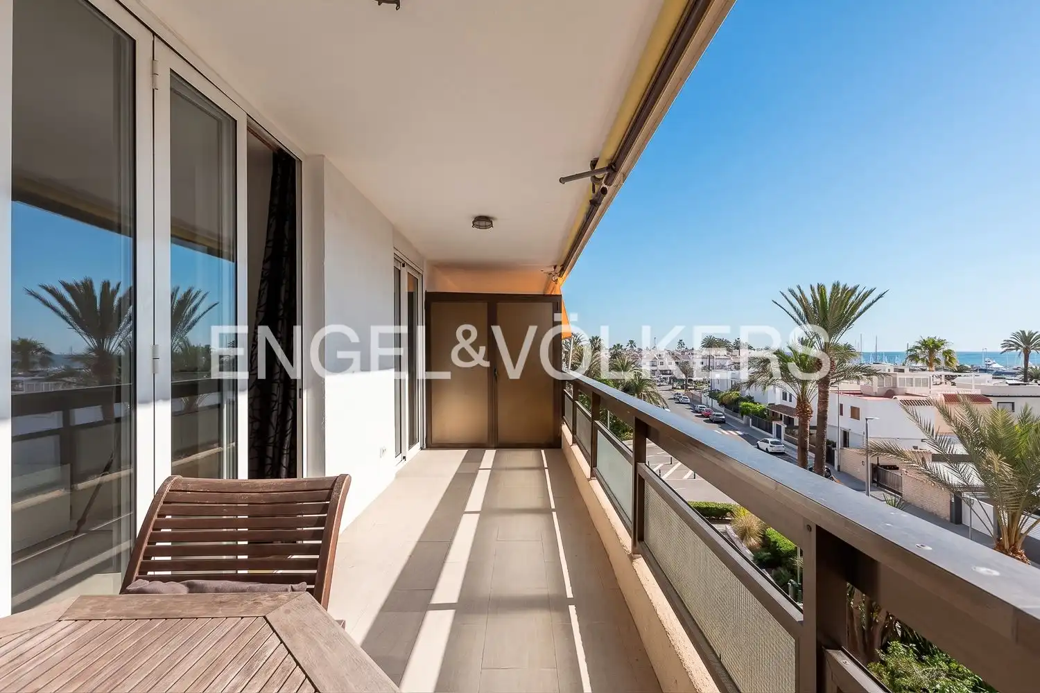 Piso con terraza en alquiler en Avinguda Neptuno, imagen 37