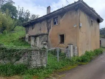 Vista exterior de Casa o chalet en venta en Oviedo  con Trastero