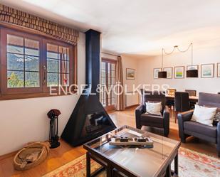 Living room of Duplex for sale in Alp  with Heating, Parquet flooring and Storage room