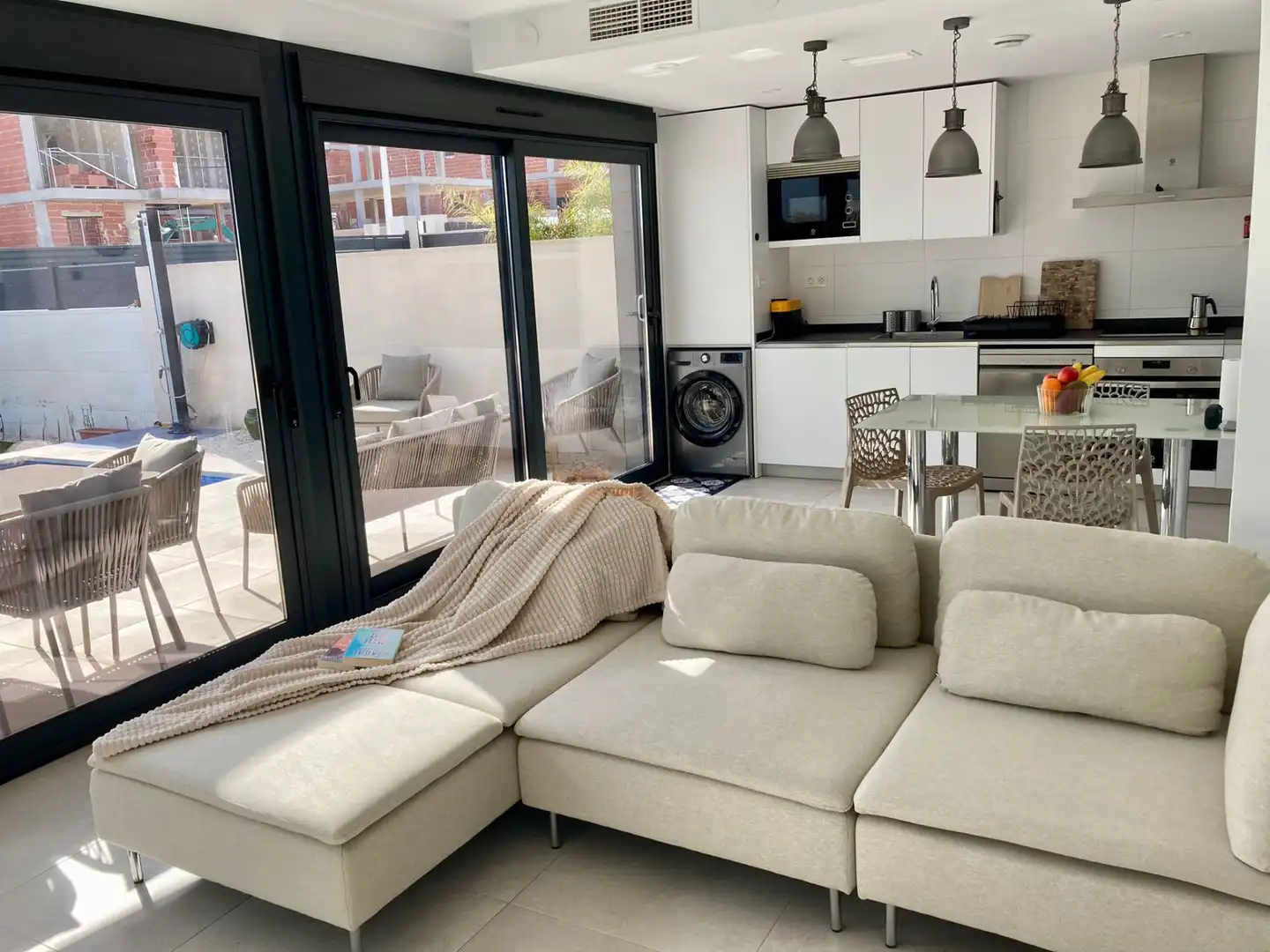 Living room of Detached homes for rent in Santa Pola  with Air Conditioner, Heating and Private garden