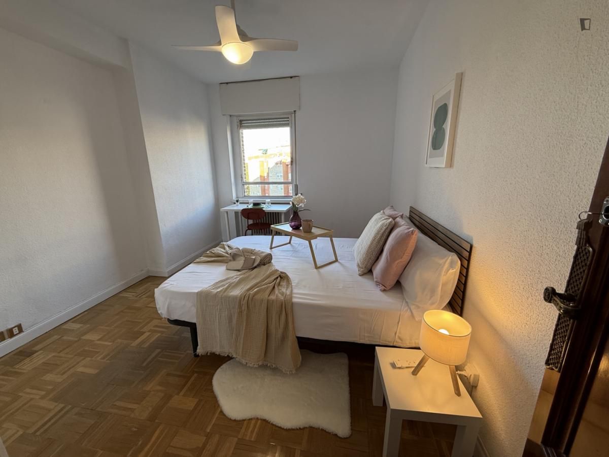 Bedroom of Apartment to share in  Madrid Capital  with Heating, Furnished and Oven