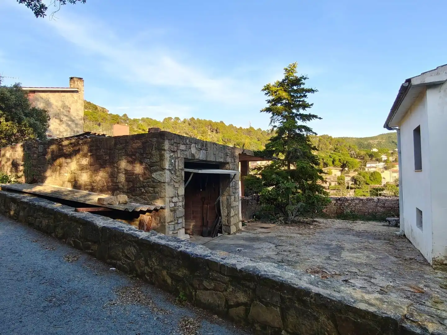 Außenansicht von Haus oder Chalet zum Verkauf in Monistrol de Calders mit Heizung, Privatgarten und Terrasse