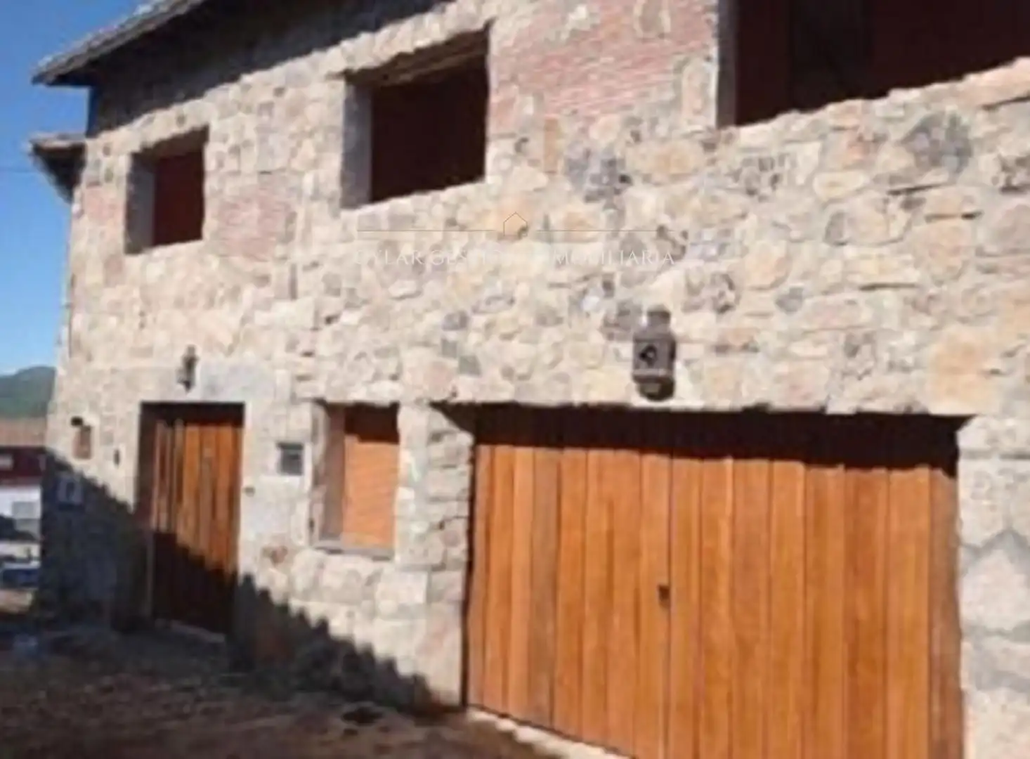 Vista exterior de Casa o chalet en venta en Puerto de Béjar con Calefacción, Terraza y Amueblado