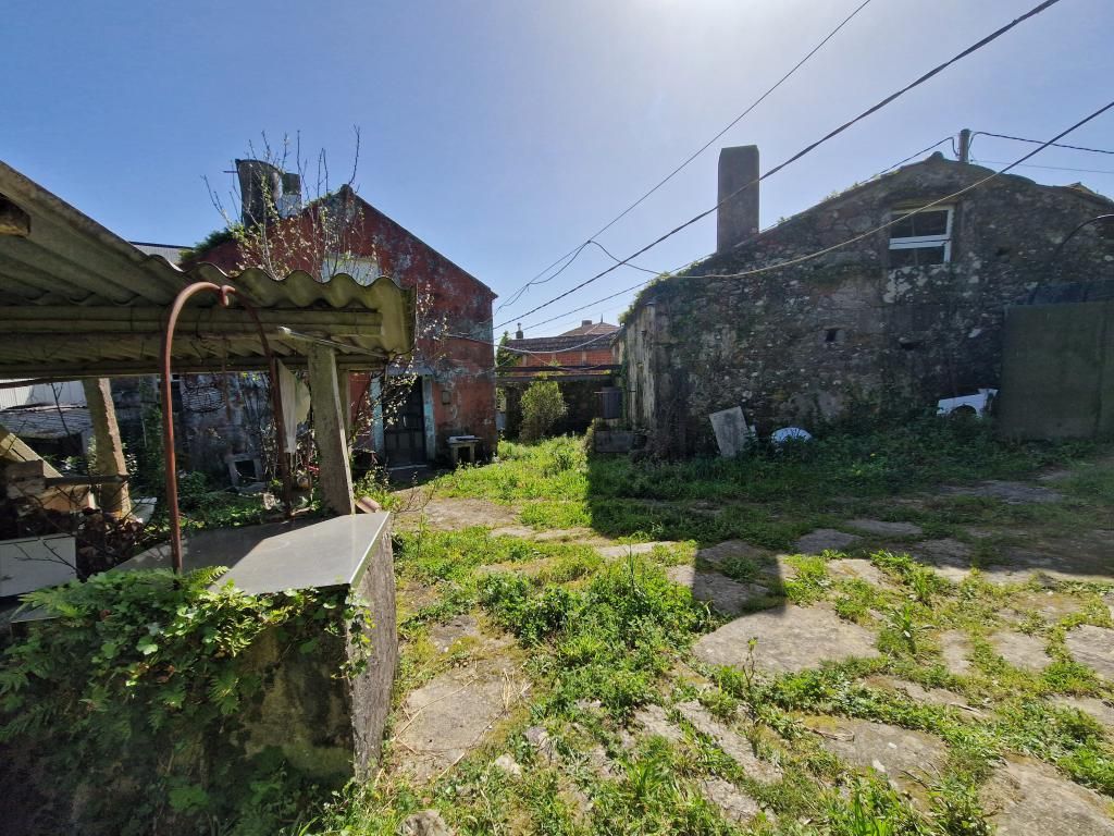 Casa o xalet en venda en A Pobra do Caramiñal amb Jardí privat i Traster