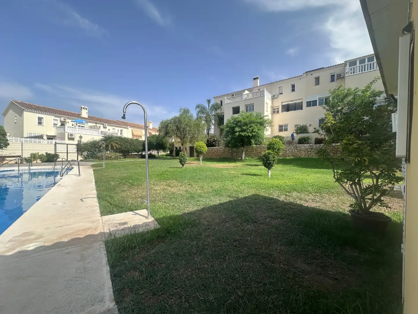 Jardín de Casa adosada en venta en Vélez-Málaga con Aire acondicionado, Calefacción y Terraza