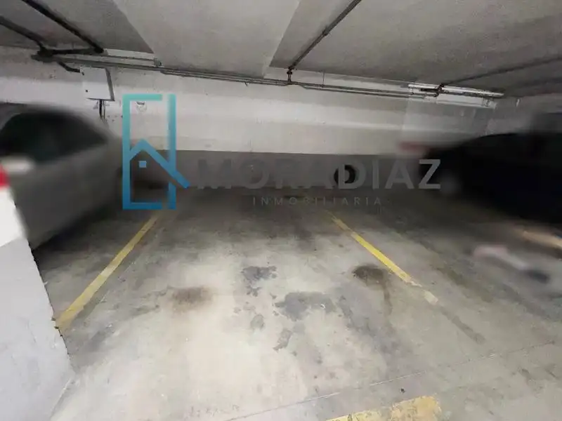 Parking de Ático en venta en Don Benito con Aire acondicionado, Calefacción y Jardín privado