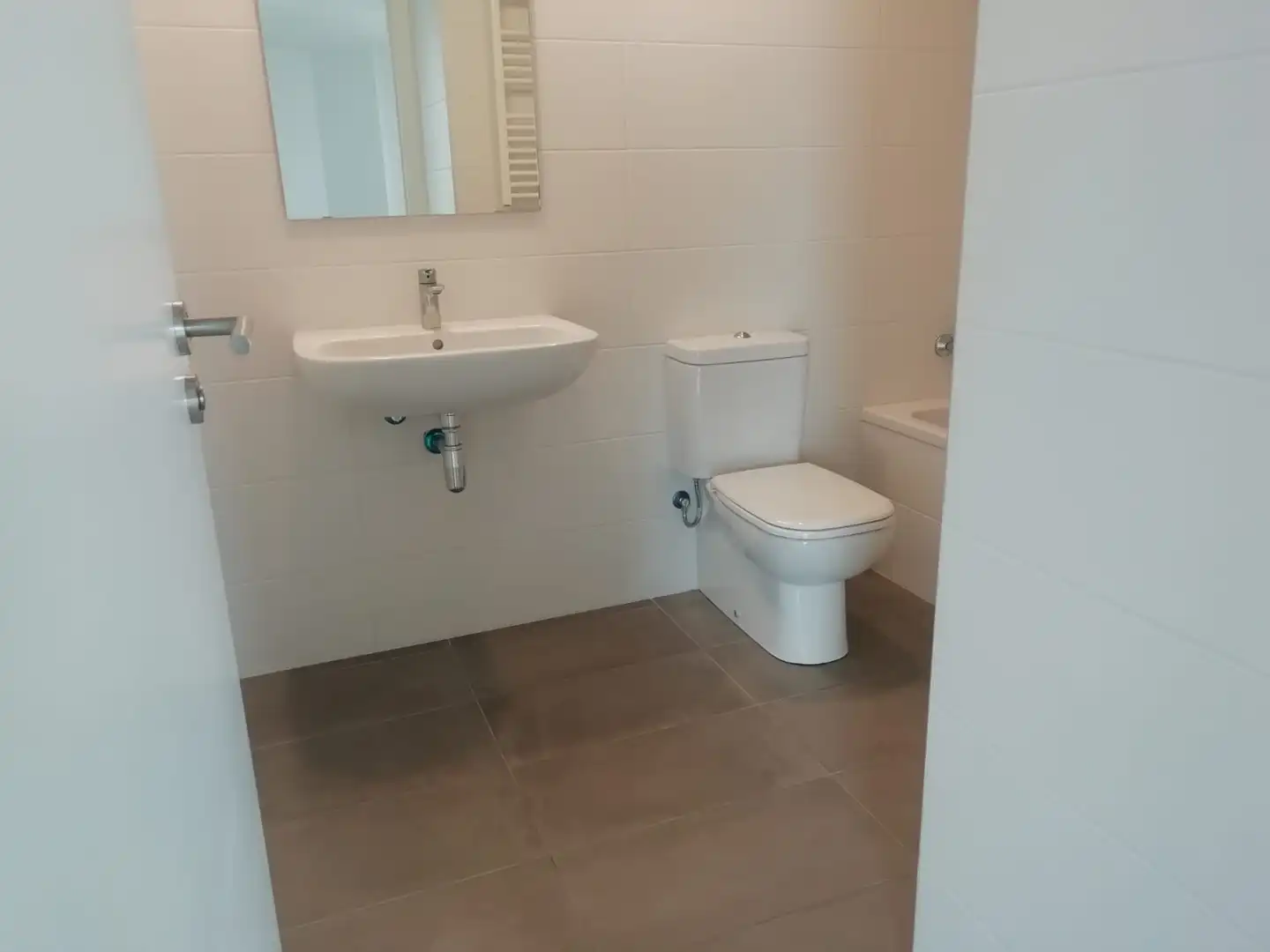 Badezimmer von Wohnung zum Verkauf in Terrassa mit Klimaanlage, Heizung und Parkett
