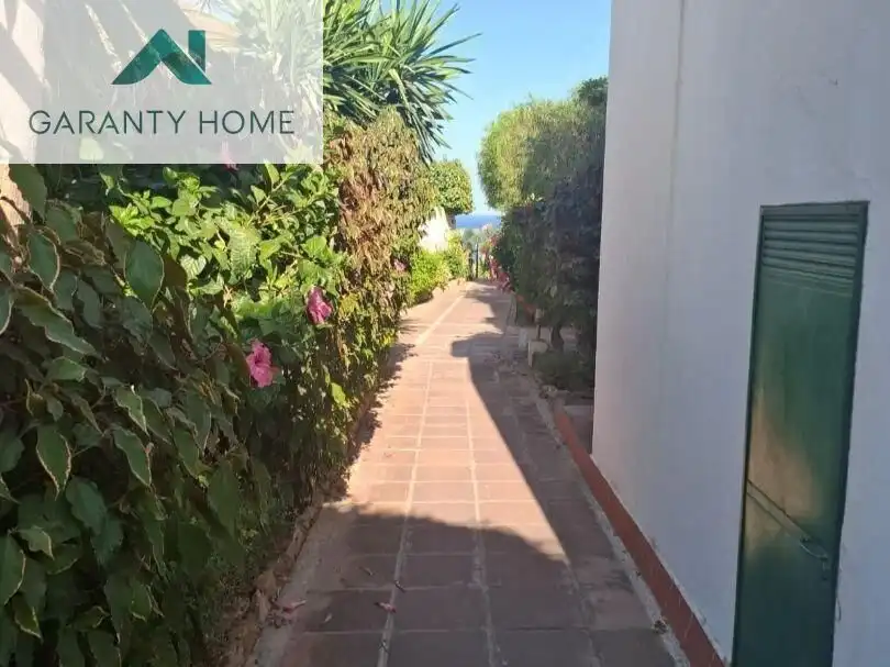 Vista exterior de Dúplex de lloguer en Torremolinos amb Calefacció, Jardí privat i Terrassa