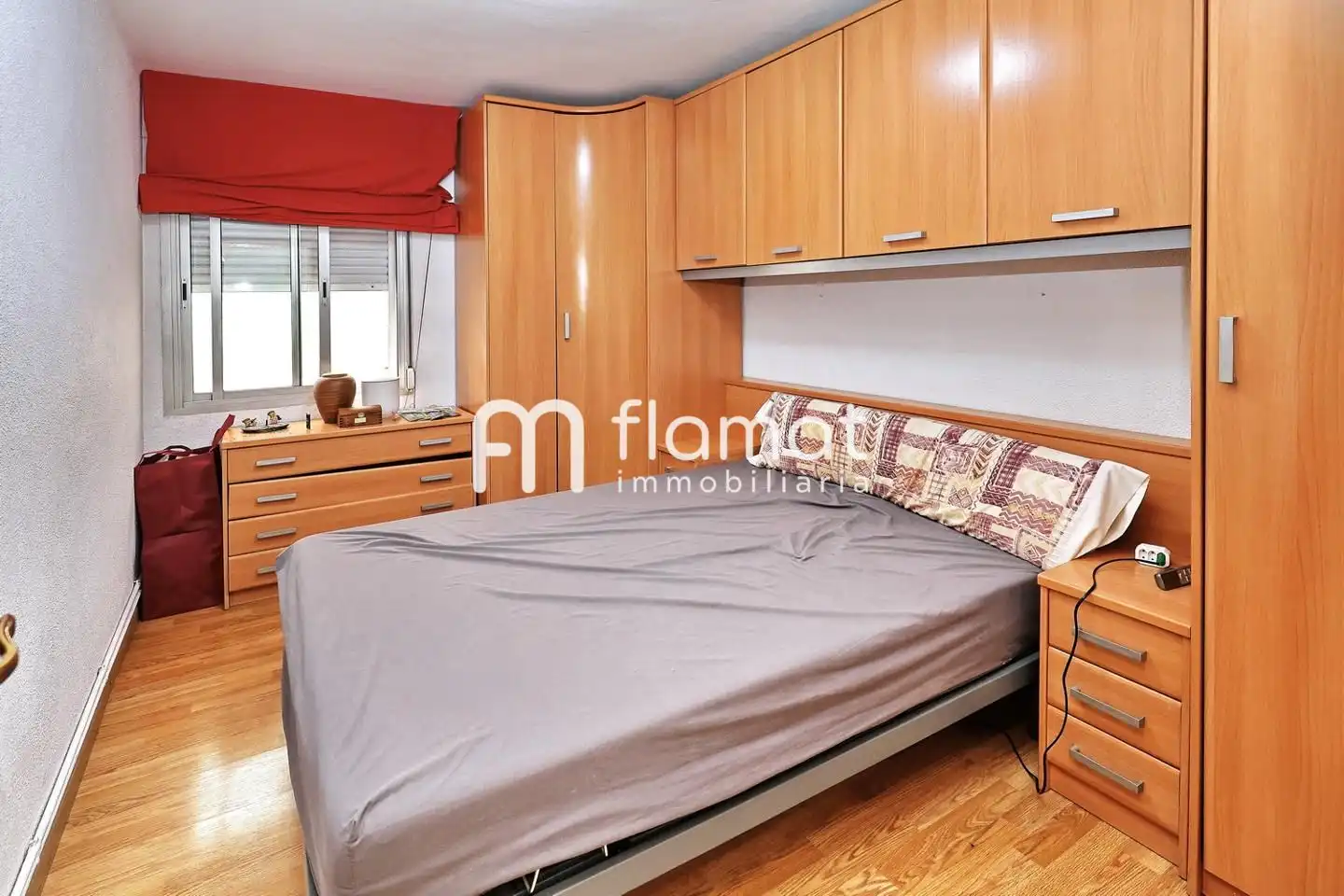 Bedroom of Flat for sale in Santa Coloma de Gramenet  with Air Conditioner, Furnished and Balcony