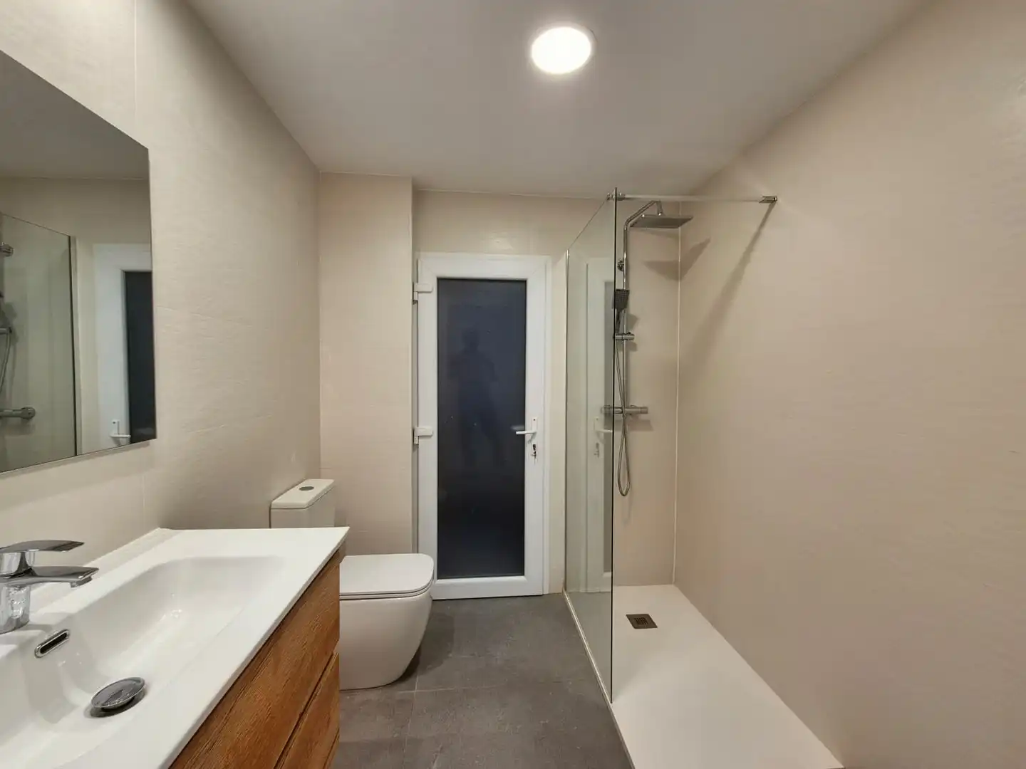 Baño de Piso en venta en Almàssera con Aire acondicionado