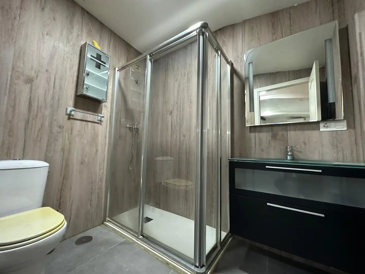 Baño de Estudio de alquiler en Don Benito