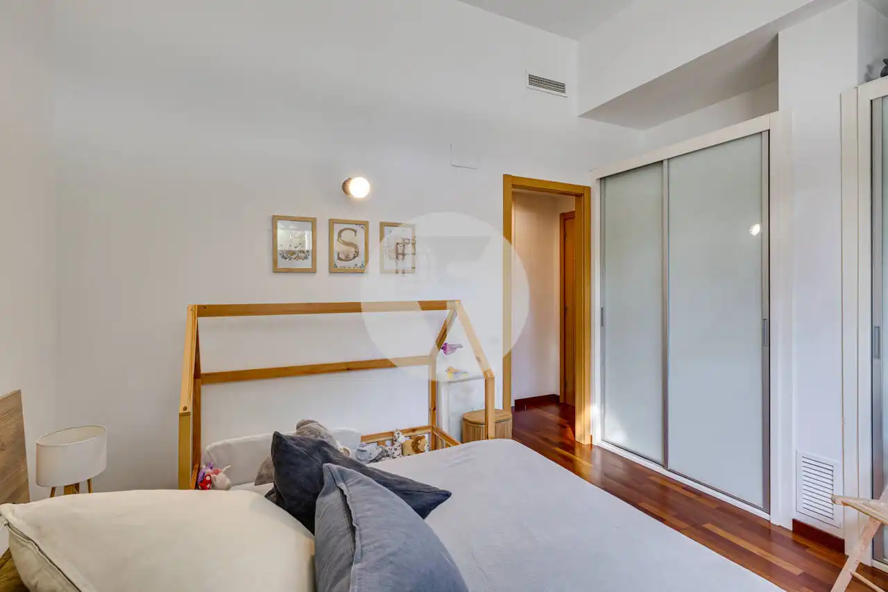 Habitación de Planta baja en venta en Barcelona con Aire acondicionado y Trastero