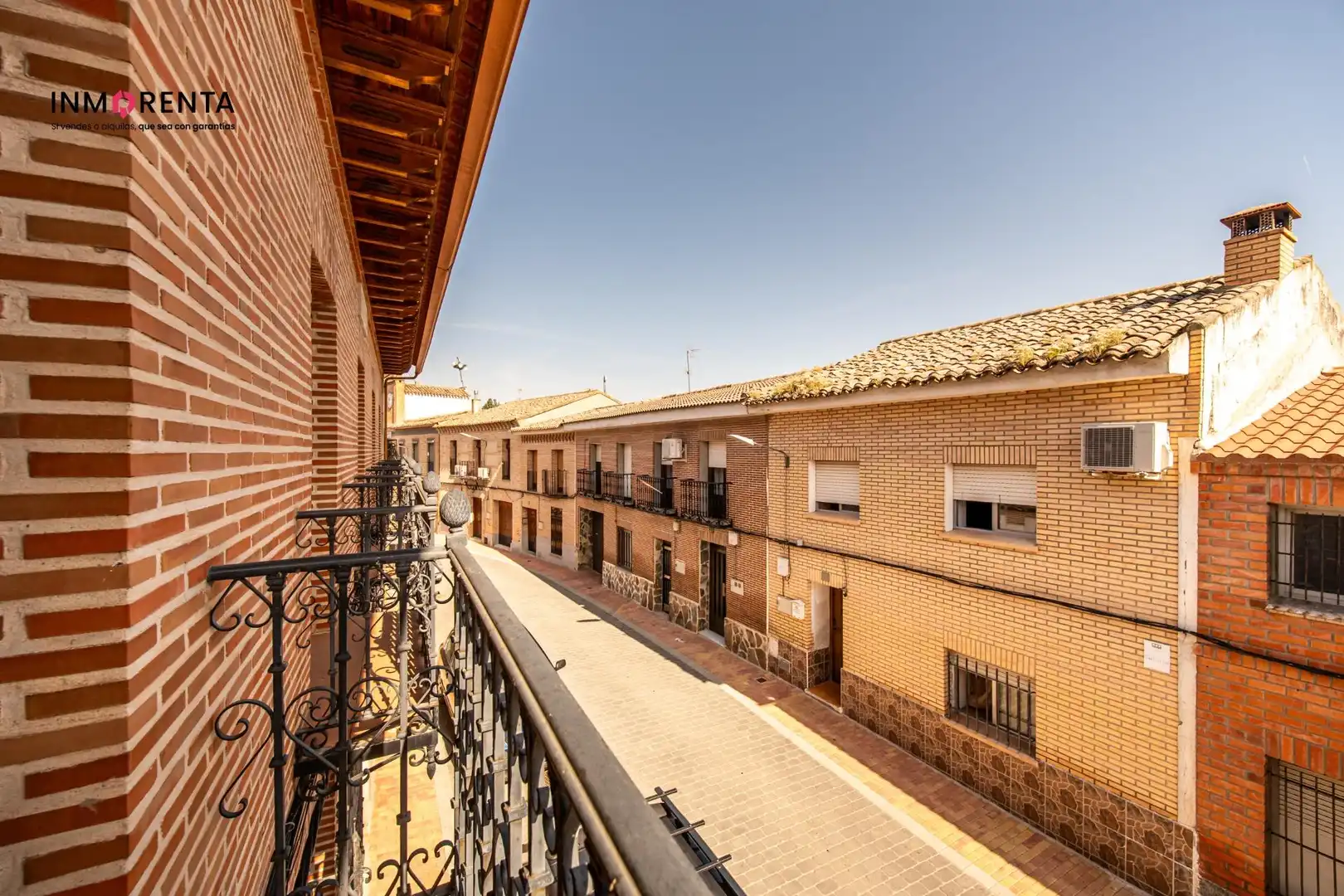Vista exterior de Casa adosada en venta en La Mata con Calefacción, Terraza y Amueblado